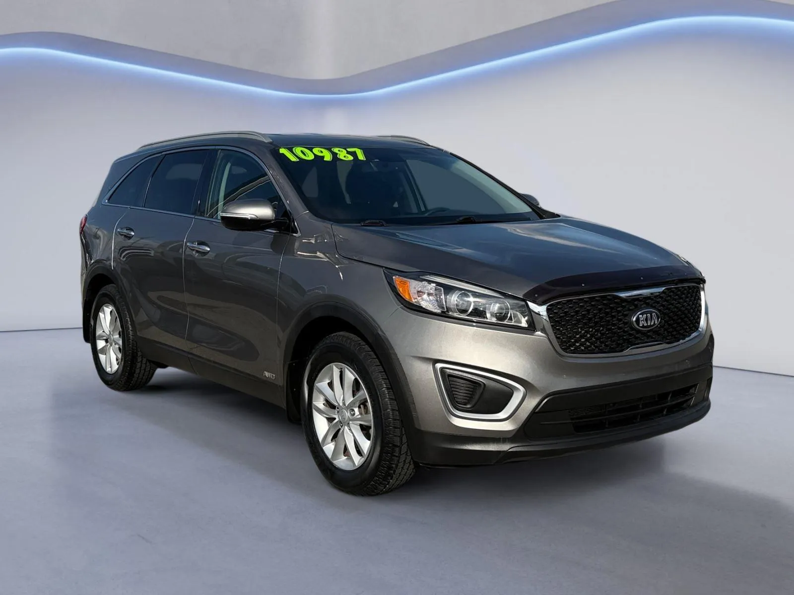 Gray 2017 Kia Sorento LX for sale in Alcoa, TN