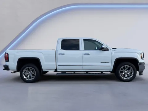 Photos of 2018 GMC Sierra 1500 SLT for sale in Alcoa, TN at Twin City Buick GMC