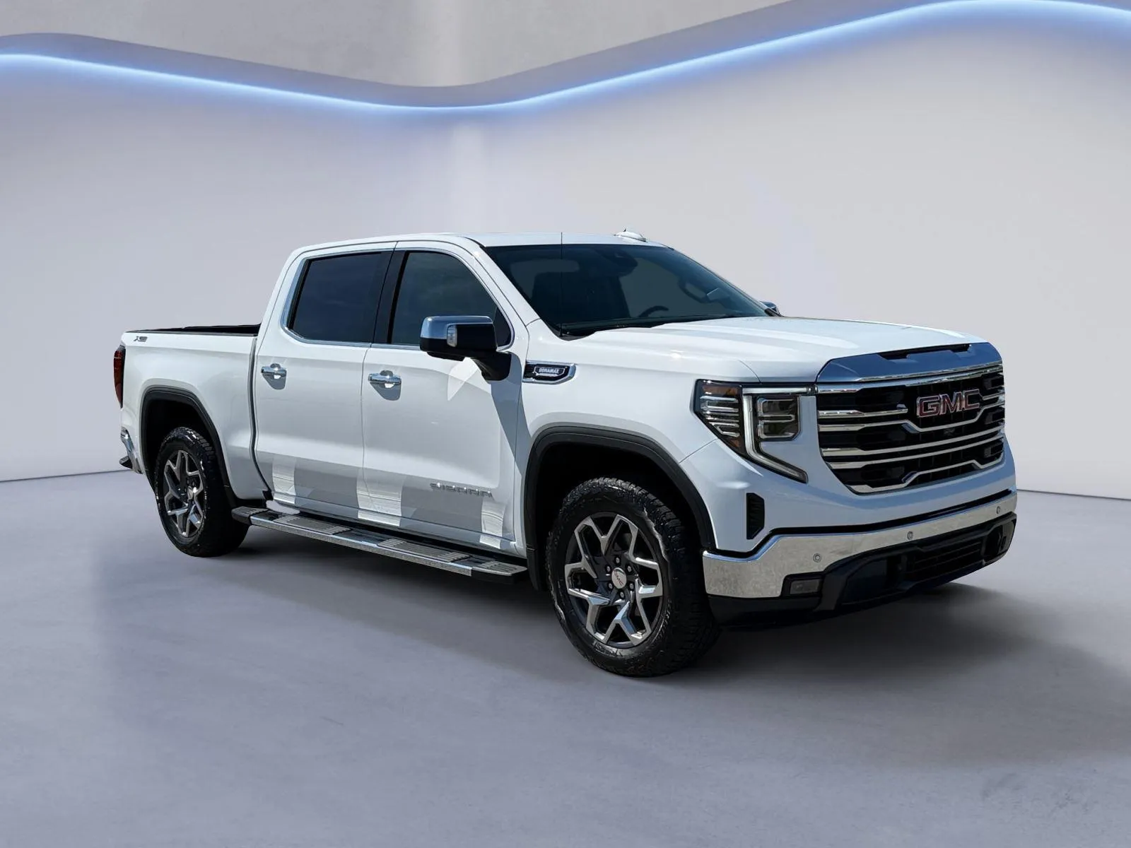 White 2026 GMC Sierra 1500 SLT for sale in Alcoa, TN