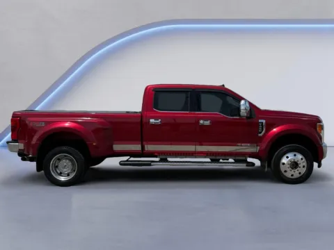 Photos of 2019 Ford Super Duty F-450 DRW Lariat for sale in Alcoa, TN at Twin City Buick GMC