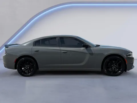 Photos of 2018 Dodge Charger SXT for sale in Alcoa, TN at Twin City Buick GMC