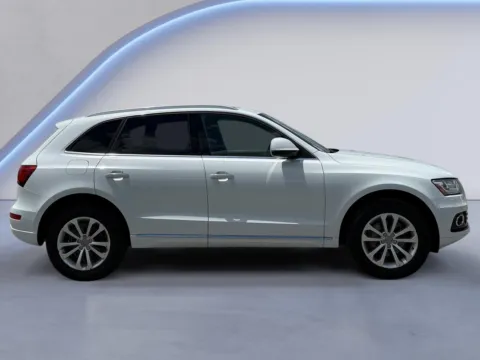 Photos of 2015 Audi Q5 Premium Plus for sale in Alcoa, TN at Twin City Buick GMC