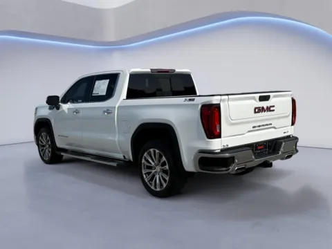 More photos of 2021 GMC Sierra 1500 SLT at Twin City Buick GMC, TN