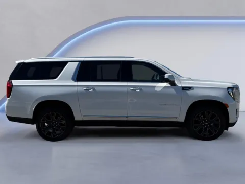 Photos of 2023 GMC Yukon XL Denali for sale in Alcoa, TN at Twin City Buick GMC