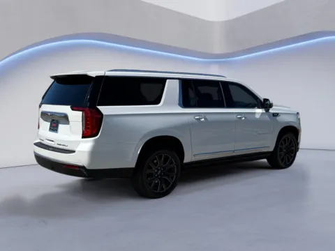 Another view of 2023 GMC Yukon XL Denali for sale in Alcoa, TN at Twin City Buick GMC