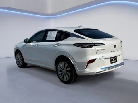 More photos of 2024 Buick Envista Avenir at Twin City Buick GMC, TN
