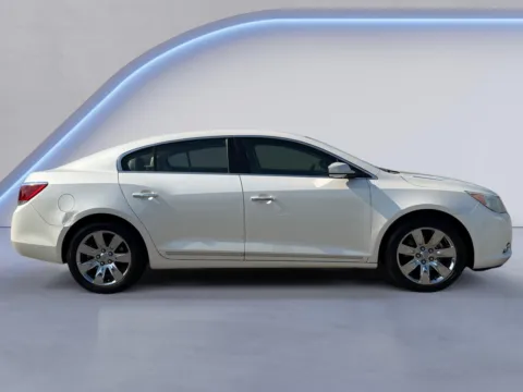 Photos of 2013 Buick LaCrosse Leather for sale in Alcoa, TN at Twin City Buick GMC