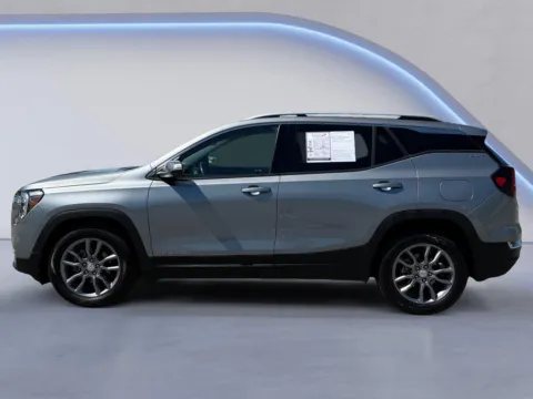 Photos of 2023 GMC Terrain SLT for sale in Alcoa, TN at Twin City Hyundai