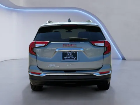 More photos of 2023 GMC Terrain SLT at Twin City Hyundai, TN