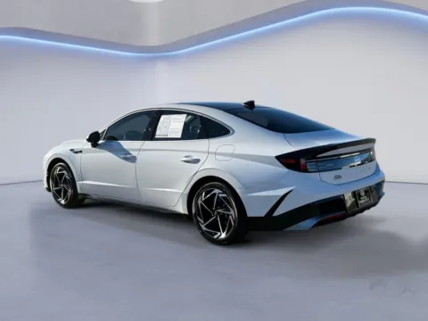 More photos of 2024 Hyundai Sonata SEL at Twin City Hyundai, TN