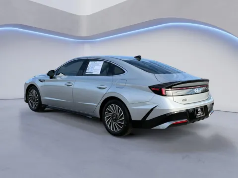 More photos of 2024 Hyundai Sonata Hybrid SEL at Twin City Hyundai, TN