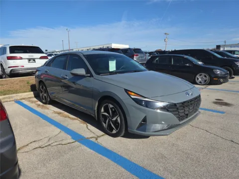 Gray 2023 Hyundai Elantra Hybrid Limited for sale in Alcoa, TN