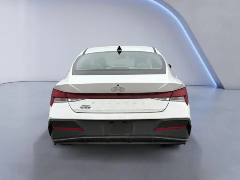 More photos of 2024 Hyundai Elantra SEL at Twin City Hyundai, TN