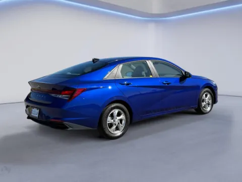 More photos of 2022 Hyundai Elantra SE at Twin City Hyundai, TN