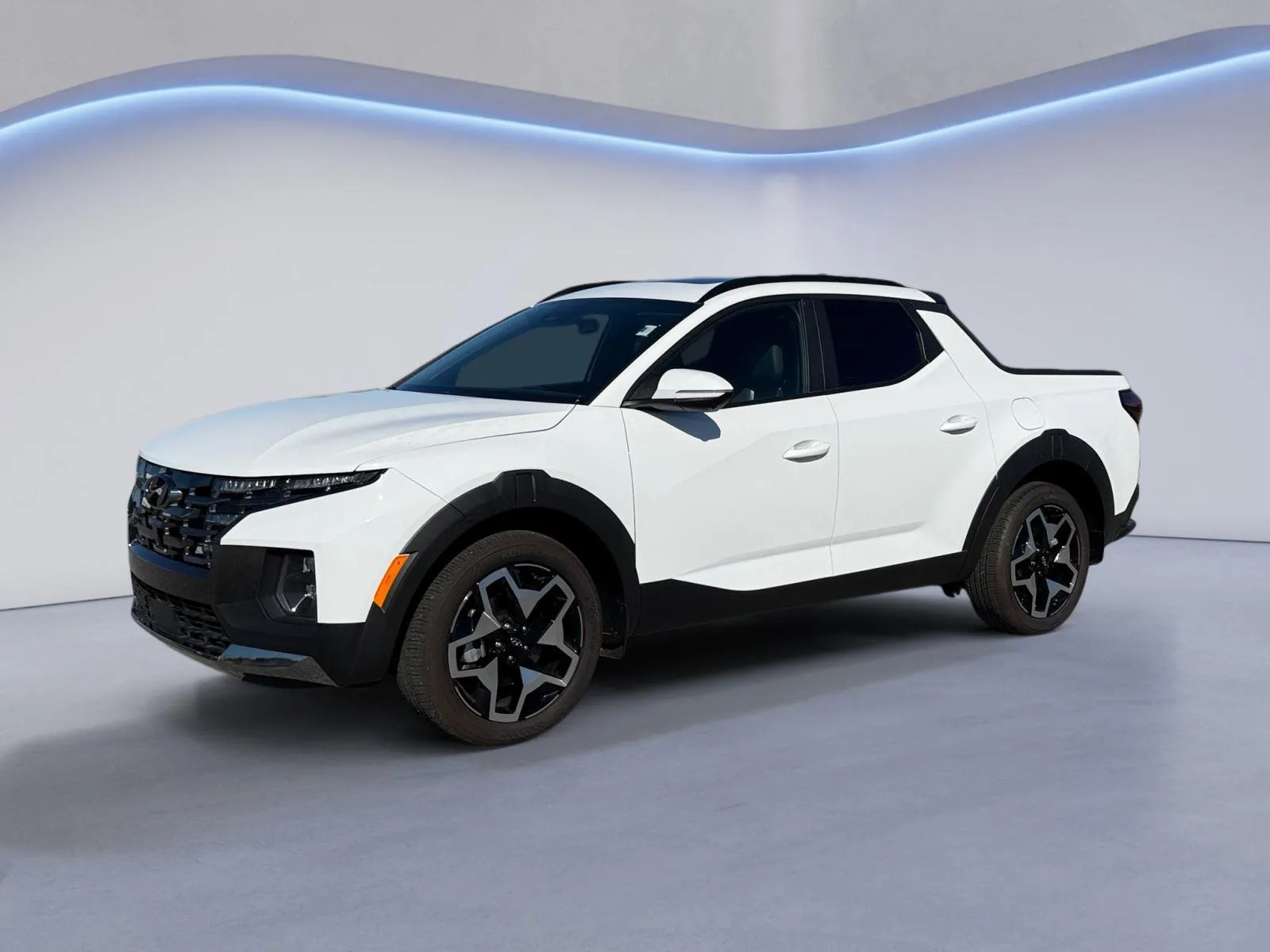 White 2024 Hyundai Santa Cruz Limited for sale in Alcoa, TN