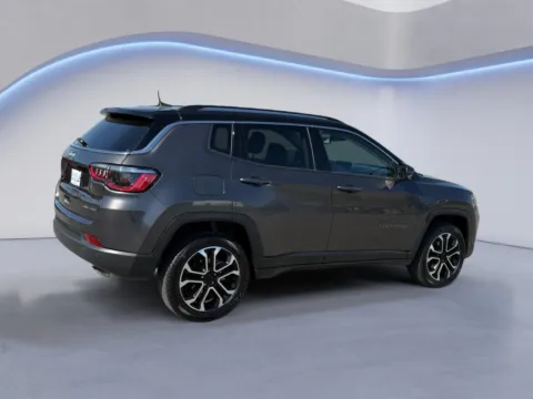 Another view of 2022 Jeep Compass Limited for sale in Alcoa, TN at Twin City Hyundai