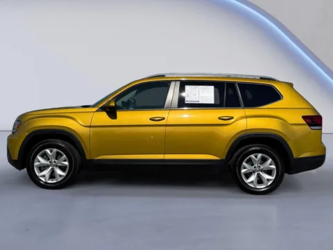 Photos of 2018 Volkswagen Atlas 3.6L V6 SE for sale in Alcoa, TN at Twin City Hyundai