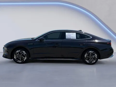 Photos of 2024 Hyundai Sonata SEL for sale in Alcoa, TN at Twin City Hyundai