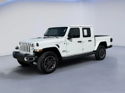 White 2023 Jeep Gladiator Overland for sale in Alcoa, TN