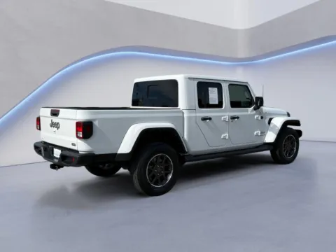 More photos of 2023 Jeep Gladiator Overland at Twin City Hyundai, TN