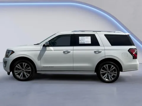Photos of 2021 Ford Expedition Platinum for sale in Alcoa, TN at Twin City Hyundai