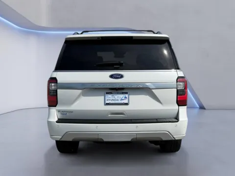 More photos of 2021 Ford Expedition Platinum at Twin City Hyundai, TN