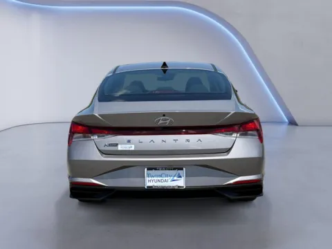More photos of 2023 Hyundai Elantra SEL at Twin City Hyundai, TN