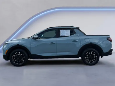 Photos of 2022 Hyundai Santa Cruz SEL Premium for sale in Alcoa, TN at Twin City Hyundai