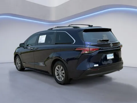 Another view of 2021 Toyota Sienna XLE for sale in Alcoa, TN at Twin City Hyundai