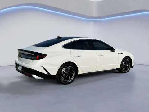 More photos of 2024 Hyundai Sonata SEL at Twin City Hyundai, TN