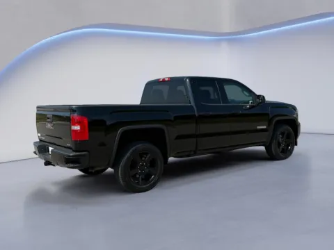 More photos of 2017 GMC Sierra 1500 SLE at Twin City Hyundai, TN