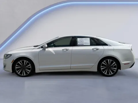 Photos of 2020 Lincoln MKZ Reserve for sale in Alcoa, TN at Twin City Hyundai