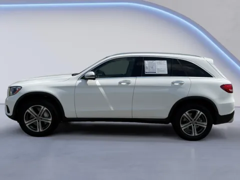 Photos of 2018 Mercedes-Benz GLC 300 for sale in Alcoa, TN at Twin City Hyundai