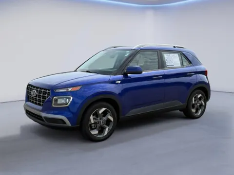 Blue 2024 Hyundai Venue SEL for sale in Alcoa, TN