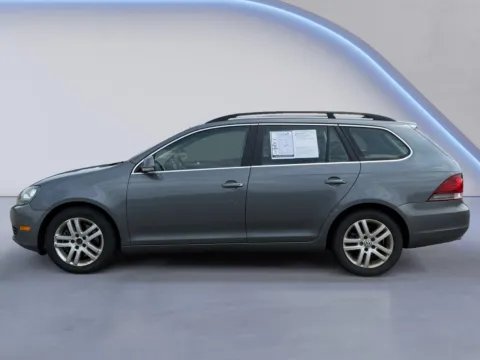 Photos of 2014 Volkswagen Jetta SportWagen TDI for sale in Alcoa, TN at Twin City Hyundai