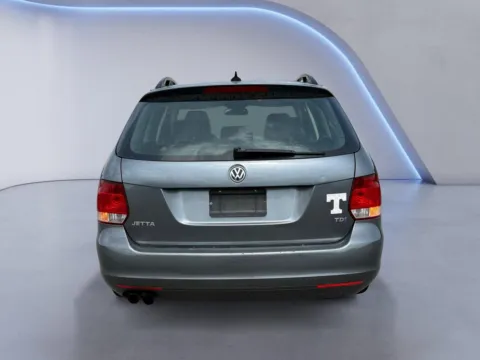 More photos of 2014 Volkswagen Jetta SportWagen TDI at Twin City Hyundai, TN