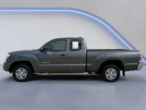 Photos of 2014 Toyota Tacoma for sale in Alcoa, TN at Twin City Hyundai
