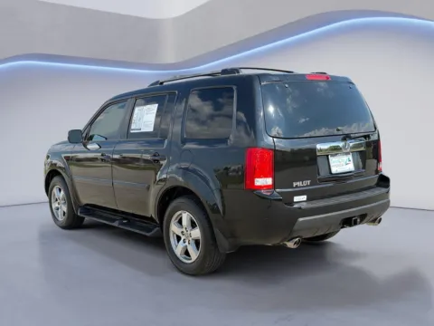 Another view of 2011 Honda Pilot EX-L for sale in Alcoa, TN at Twin City Hyundai