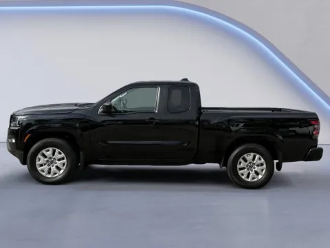 Photos of 2022 Nissan Frontier SV for sale in Alcoa, TN at Twin City Nissan