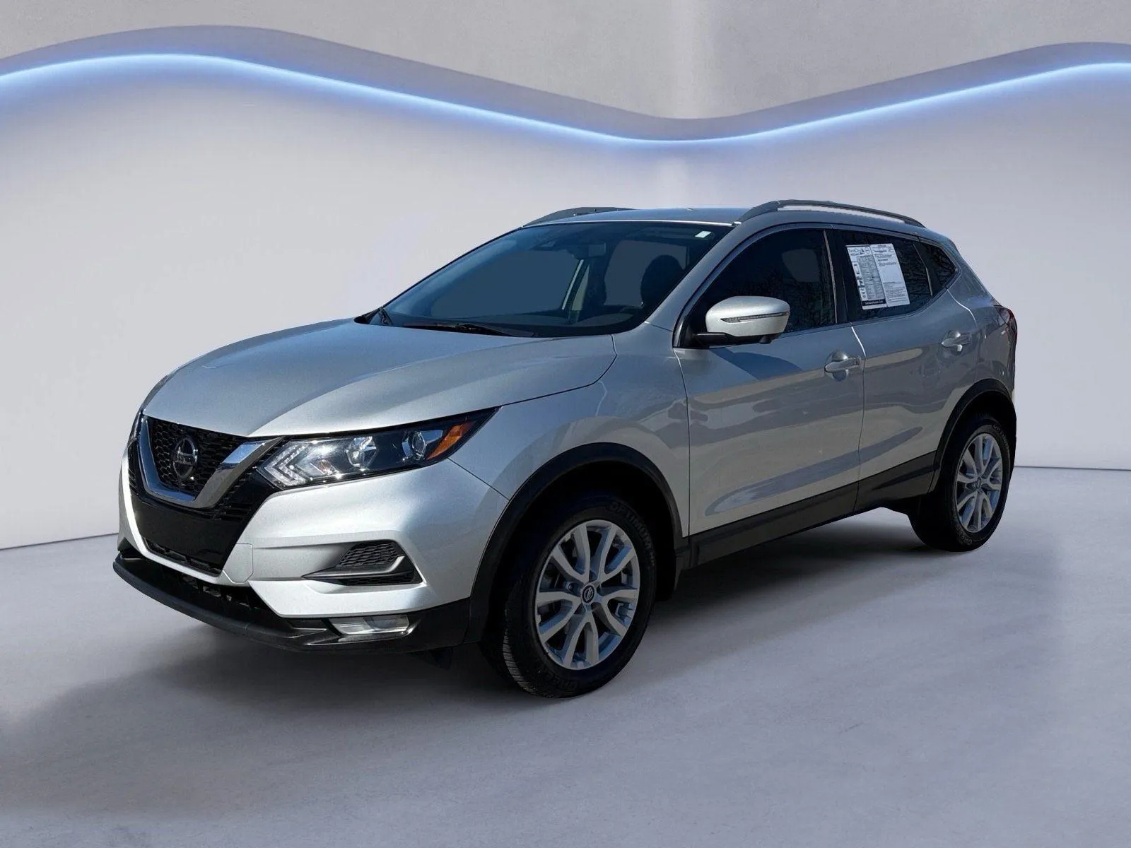 Silver 2022 Nissan Rogue Sport SV for sale in Alcoa, TN