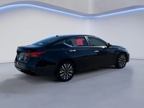 More photos of 2024 Nissan Altima 2.5 SV at Twin City Nissan, TN