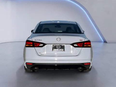 More photos of 2024 Nissan Altima 2.5 SR at Twin City Nissan, TN