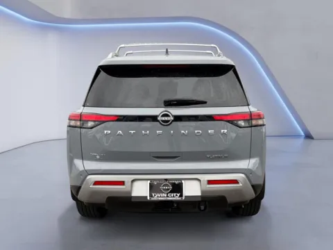 More photos of 2024 Nissan Pathfinder Platinum at Twin City Nissan, TN