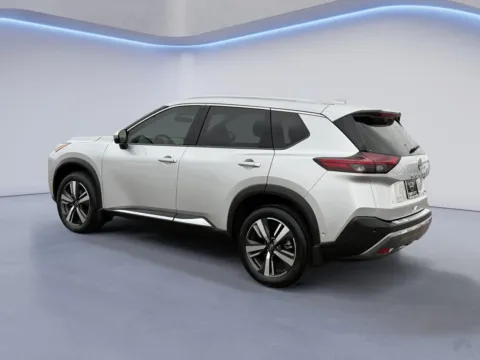 More photos of 2023 Nissan Rogue SL at Twin City Nissan, TN