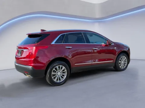 Another view of 2017 Cadillac XT5 Luxury FWD for sale in Alcoa, TN at Twin City Nissan