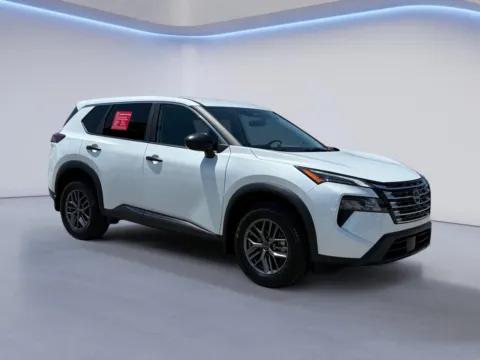 White 2025 Nissan Rogue S for sale in Alcoa, TN