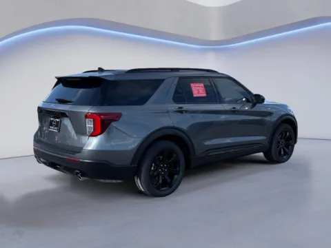 Another view of 2022 Ford Explorer ST-Line for sale in Alcoa, TN at Twin City Nissan