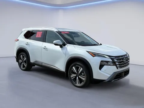 White 2024 Nissan Rogue SL for sale in Alcoa, TN