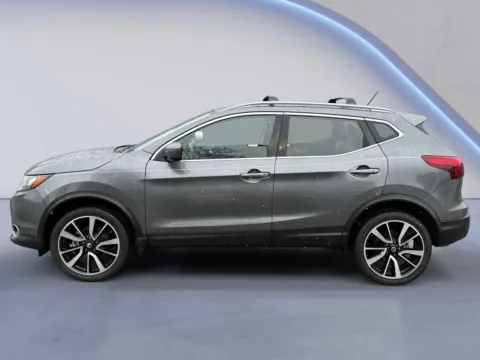 More photos of 2018 Nissan Rogue Sport SL at Twin City Nissan, TN