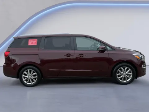 Photos of 2020 Kia Sedona EX for sale in Alcoa, TN at Twin City Nissan